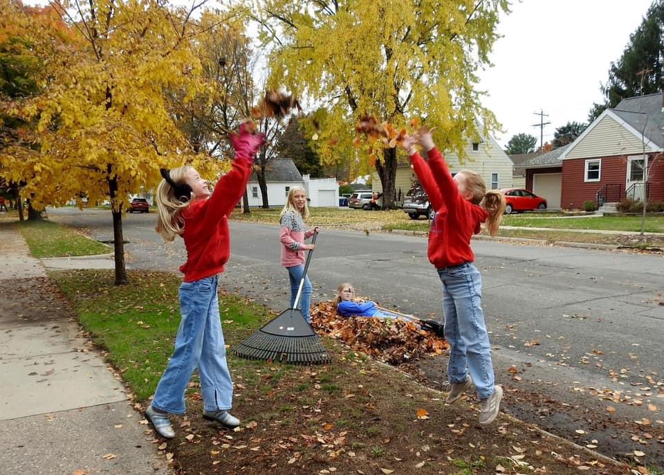 Two kids jumping 